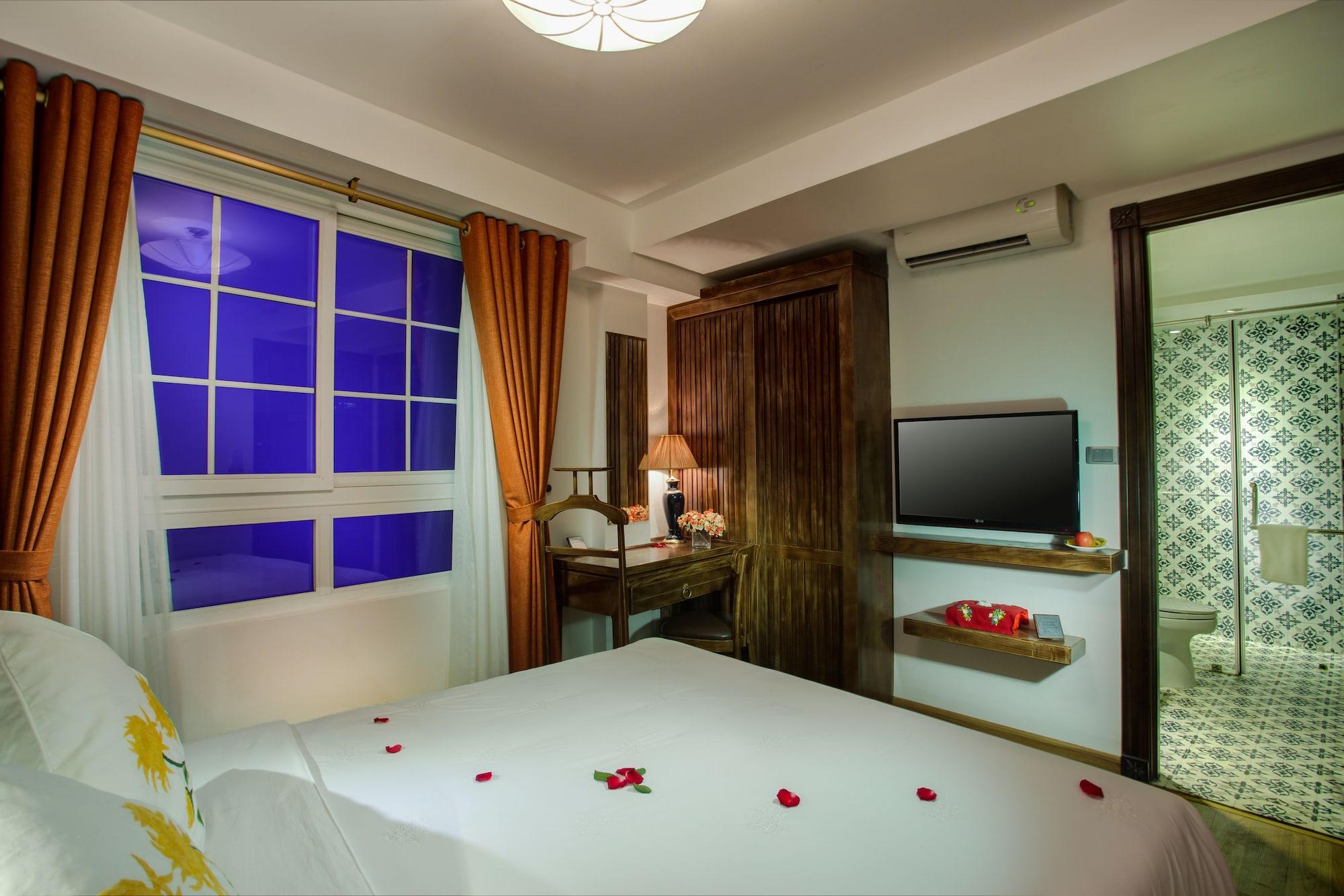 Noble & Swan Boutique Hotel Hanoi Exterior photo