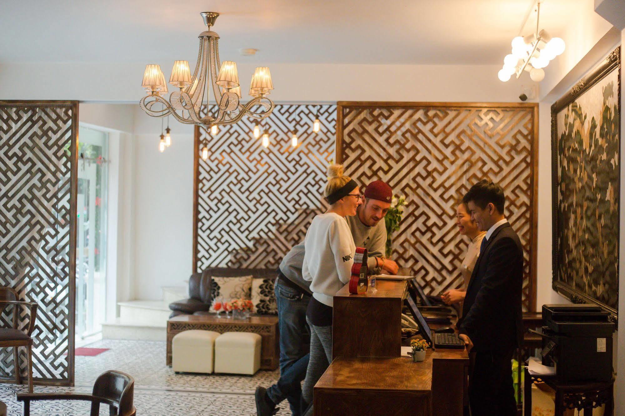 Noble & Swan Boutique Hotel Hanoi Exterior photo